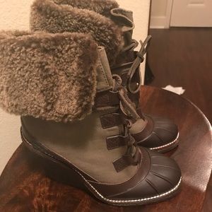 ❤️SALE Tory Burch Fairffax Shearling Wedge Booties